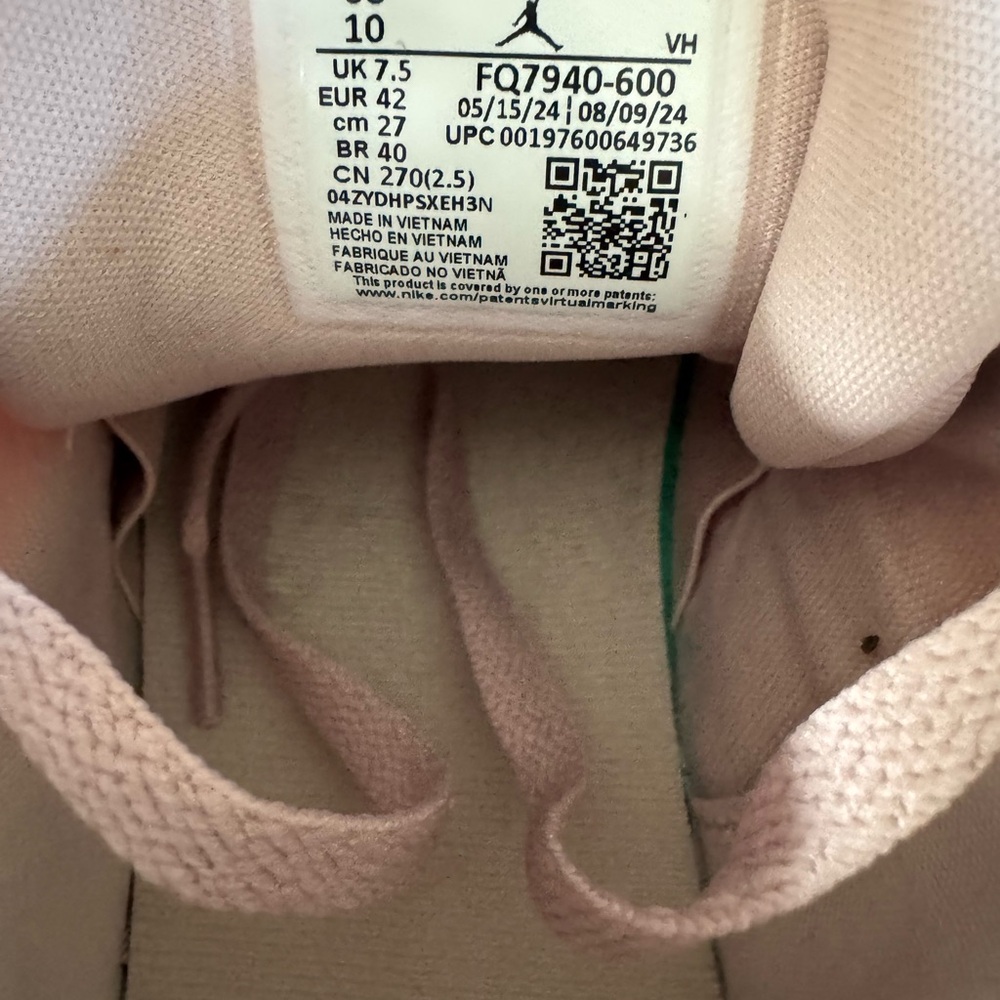 Nike Air Jordan 4 RM Women's Light Pink Sneakers - NIB - Picture 5 of 6